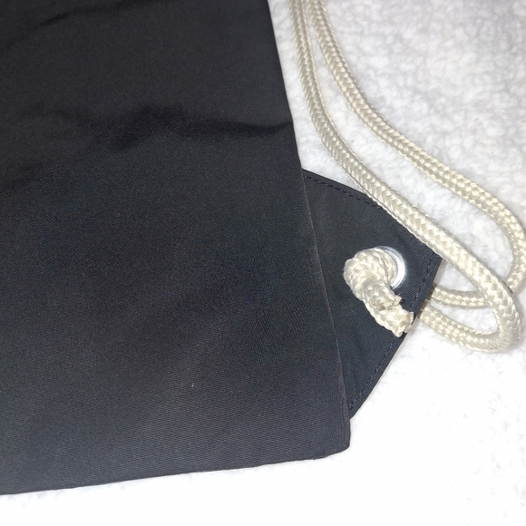 Converse DRKSHDW Drawstring Backpack - Picture 7 of 9